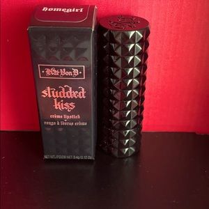 KAT VON D LIPSTICK